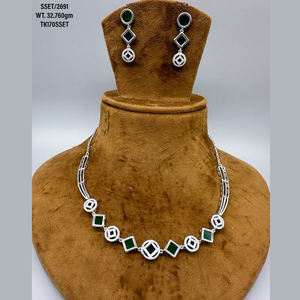 Luxe 925 Sterling Silver Zircon Bijoux Collier Boucles D'oreilles Ensemble De Mariée Émeraude Pierre Précieuse Zircon Pendentif Collier Ensemble De Bijoux - Product Image 1