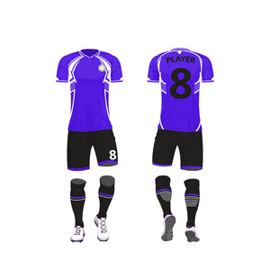 Kit de fútbol personalizado de 100% poliéster, tela suave y ligera, camiseta de sublimación completa cómoda para hombres y mujeres - Product Image 1
