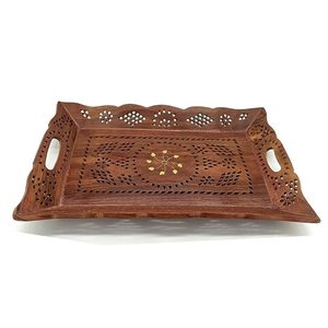 Bandeja de servir de madera artesanal con asas para el desayuno en la cama. Bandeja de madera rústica para decorar el hogar y servir bebidas en fiestas - Product Image 2