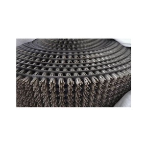 Estera de césped hecha a mano a rayas de alta demanda, rollo de césped Artificial LDPE, suelo decorativo para exteriores para césped de jardín disponible para bajo - Product Image 1