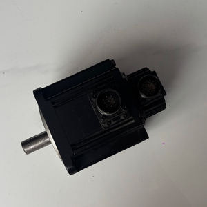 มอเตอร์เซอร์โว AC รุ่น ECMA-E21315RS กำลังไฟ 1.5 กิโลวัตต์ แรงดันไฟฟ้า 220 โวลต์ 3 เฟส พร้อมระบบเอนโค้ดเดอร์ความแม่นยำสูง สำหรับควบคุมการเคลื่อนที่ในระบบ CNC หุ่นยนต์ และระบบอัตโนมัติ - Product Image 5