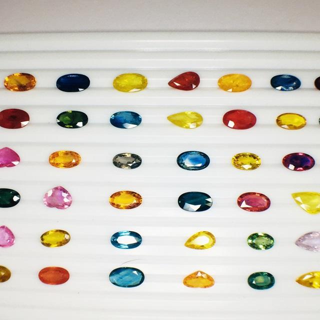 สีเหลือง