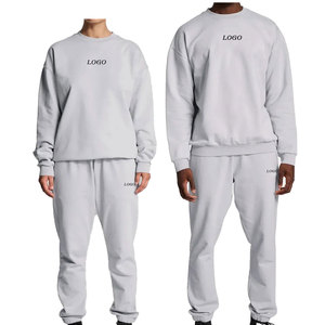 Vente en gros Ensemble de survêtement pour hommes avec logo personnalisé Sweat-shirt à col rond et pantalon de jogging Ensemble de jogging uni en 2 pièces - Product Image 1