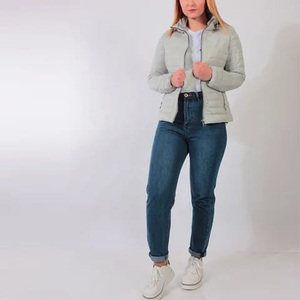 Chaqueta de Invierno Acolchada para Mujer, Producción al por Mayor, Personalizable, Acolchada, Estampada, Transpirable, Impermeable, Cortavientos, Reversible, para Adultos - Product Image 2