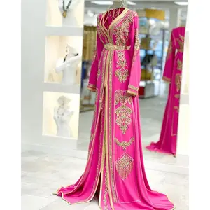 2024 Dubai Luxo Cristal frisado Kaftan Estilo Marroquino longo Caftan Abaya Vestido de Casamento Muito Fantasia Altamente Popular no Atacado