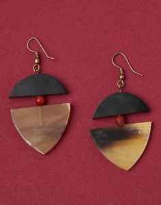 Alta calidad hecha a mano Khadim artesanías búfalo cuerno aro pendientes perla Venta caliente joyería Natural Paquete 2 precio al por mayor - Product Image 1