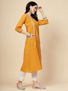 Dernier arrivage de robes de mariage indiennes pour femmes en vrac ensemble kurti trapèze en coton brodé de créateur pour toutes les occasions - Product Image 4