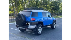 Toyota FJ Cruiser 4x4 automatique 2007, propre et bien entretenue - Product Image 5