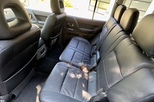 มิตซูบิชิ มอนเทโร ลิมิเต็ด 4x4 ปี 2004 มือสอง พวงมาลัยซ้าย/ขวา - Product Image 4