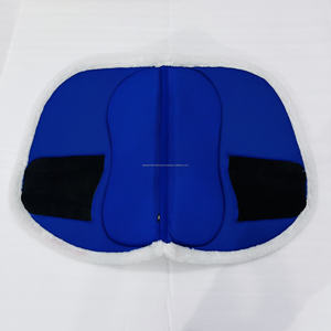 COUSSIN DE SELLE EN MAILLE DE CHEVAL DOUBLE DOUBLURE EN MOUSSE AVEC PATCH EN CUIR SUÈDE VÉRITABLE DES DEUX CÔTÉS LOGO PERSONNALISÉ OEM, STYLE MODÈLE DE CONCEPTION - Product Image 3