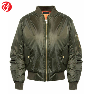 Vente en gros durable de vêtements d'hiver et d'automne blouson d'aviateur de fabricants pakistanais avec logo personnalisé pour femmes - Product Image 3