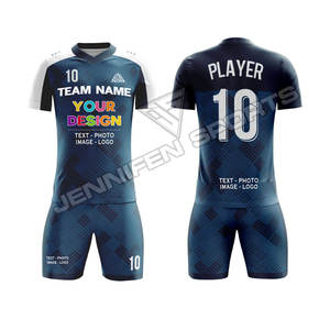 Kit d'uniformes de football personnalisé de haute qualité Uniformes de football personnalisés pour hommes Maillot + ensemble court 100% tissu polyester imprimé par sublimation - Product Image 2