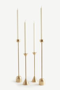 Magnifique Porte-Bougie en Aluminium Premium pour la Décoration des Fêtes de Noël avec une Touche Festive Traditionnelle - Product Image 2