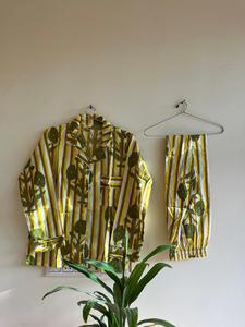 "Conjuntos de pijama de manga larga de algodón floral amarillo para mujer, informal, transpirable, de talla grande, regalo de Navidad perfecto" - Product Image 3