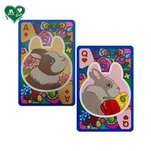 กระต่ายสีขาวสีสันสดใสเล่นไพ่โป๊กเกอร์การ์ด - Product Image 4