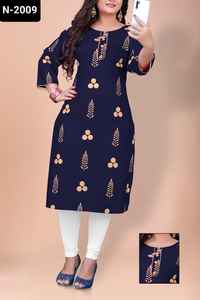 Kurtis de rayón de diseñador indio con estampado dorado con Kurtis listos para pestañas con tallas grandes disponibles para uso informal y diario Kurti - Product Image 5