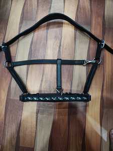 Licou de cheval de sécurité réfléchissant confortable en cuir de qualité supérieure avec boucles solides en laiton réglable pour les soins du cheval de qualité supérieure - Product Image 5