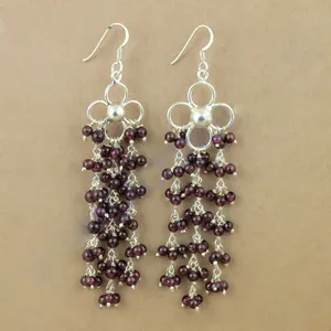 Boucles d'oreilles pendantes en or blanc plaqué or 18 carats pour femmes avec grenat - Product Image 1