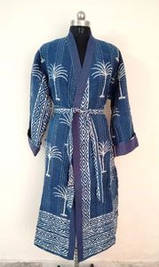 แจ็กเก็ต Kantha อินเดียวินเทจเสื้อคลุมผ้าฝ้ายบุนวมยาวลายดอกไม้ระบายอากาศได้ดีชุดกระโปรงฤดูหนาวเข็มขัดปิด - Product Image 3