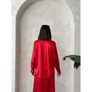 เสื้อเชิ้ตผ้าซาตินสำหรับผู้หญิงขายส่ง เสื้อเบลาส์สวยหรูสำหรับทุกโอกาส - Product Image 4