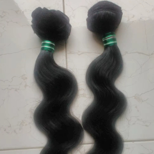 Extensiones de Cabello Humano Virgen Brasileño Remy, Ondulado, Trama Individual, 4 oz, de la Marca Seven Hills, Proveedor Indio - Product Image 1