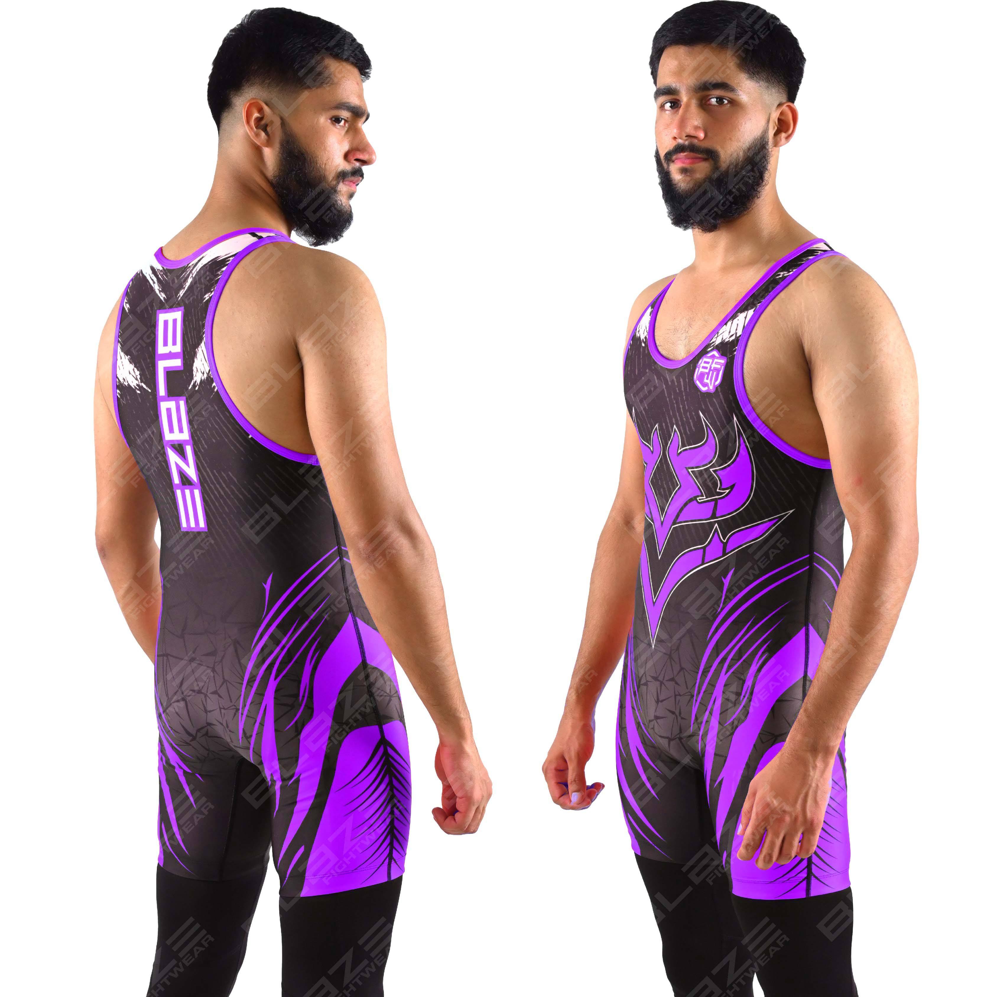 สีแดงม่วง