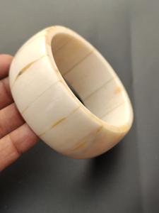 Bracelet en os de buffle naturel, fabrication artisanale, bijoux en os de buffle pour les mains - Product Image 5