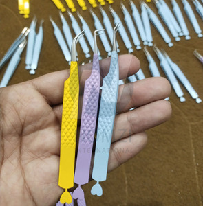 แหนบขนตาปลอมทำจากสเตนเลสอุปกรณ์สำหรับ2024สีชมพูอ่อนปรับแต่งโลโก้ได้ตามต้องการ - Product Image 6