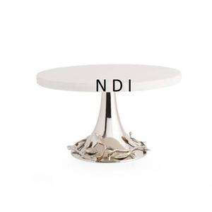 Atractivo Soporte para Cupcakes con Tapa de Mármol y Acabado Plateado para Fiestas de Cumpleaños - Product Image 2