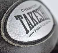 Protector de Cabeza de Boxeo de Cuero Vacuno Genuino de Alta Calidad, Diseño de Logotipo Personalizado, Barra Protectora Nasal, Equipo de Lucha MMA TAKESHI, Color Personalizado