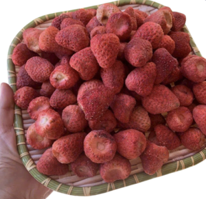 Morceaux de fraises déshydratées authentiques du Vietnam, issus de fruits entiers, pour mélange de fruits secs, yaourt, garniture de pâtisserie - Product Image 4