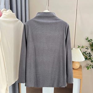 เสื้อสตรีสีพื้นขนาดพลัสไซส์ผ้ากำมะหยี่ให้ความอบอุ่นเสื้อยืดลำลองสำหรับฤดูใบไม้ร่วงและฤดูหนาว100กก. - Product Image 5