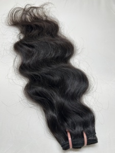 Extensiones de Cabello Humano Virgen Indio Remy al por Mayor, Ondulado Natural, Cutícula Alineada, 100% Sin Procesar, Grado Único - Product Image 2