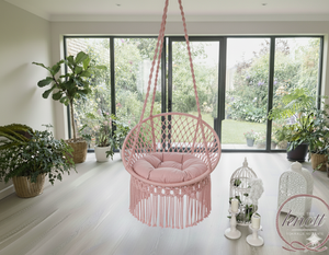 Silla Colgante de Macramé Hecha a Mano de Primera Calidad para Interiores y Exteriores, Elaborada con Algodón Natural con Diseños Personalizables - Product Image 1