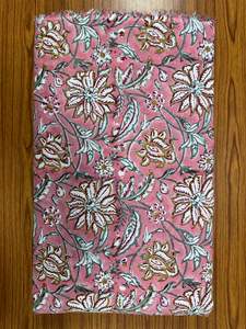 Tela de algodón estampada con bloque de mano Floral indio rosa caramelo para acolchar almohadas cortinas funda tejida para niños para niñas - Product Image 3