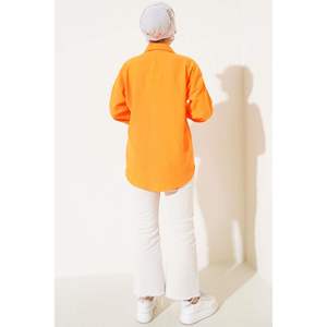 Camisa de lino con un solo bolsillo naranja - Product Image 3