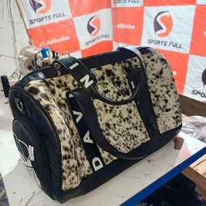 Bolso de Mano de Piel de Vaca Auténtica Hecho a Mano, Diadema de Piel, Accesorio Multifuncional Personalizable de Diseñador para Mujer, Duradero y de Alta Calidad - Product Image 1