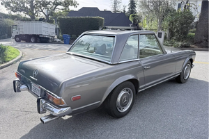 PRÊT À CONDUIRE - VÉHICULE D'OCCASION À VOLANT À GAUCHE |   Conduite à droite |   1971 MERCEDESSS-BENZZS 280SL - Product Image 2