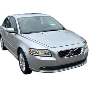 2011 S40 T5 Sedán 4 puertas Usado Barato al por mayor Volante a la izquierda Asientos de cuero Cámara trasera 75k-100k millas Faros LED Techo solar Euro - Product Image 1