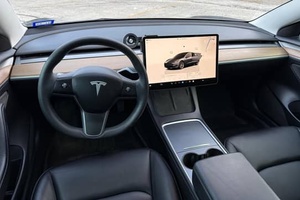 AUTO ELÉCTRICO EXTREMADAMENTE LIMPIO, TESLA MODEL 3 RWD 2023, LISTO PARA ENTREGA - Product Image 3