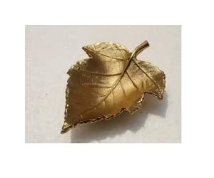 Bandejas decorativas de aluminio en forma de hoja de color dorado para decoración navideña residencial y de jardín Bandeja de aluminio de mesa - Product Image 4