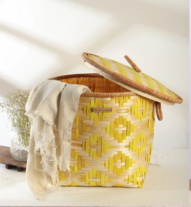 Round bamboo laundry <b>hamper</b> with a slatted design, a detachable lid, and a removable fabric liner, available at wholesale prices - Product Image 5