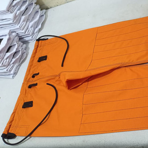 Uniforme de Jiu-Jitsu Brasileño Ligero y Personalizado con Cuello Reforzado, Costuras Resistentes, Tela Transpirable, Secado Rápido y Pantalones Duraderos - Product Image 4