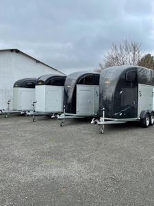 Nuevo Remolque American Spirit para 2 Caballos con Área de Estancia, Carroza Flotante en Ángulo, Semi-Suspendido, 2400 kg de Carga Útil, Color Personalizado - Product Image 2