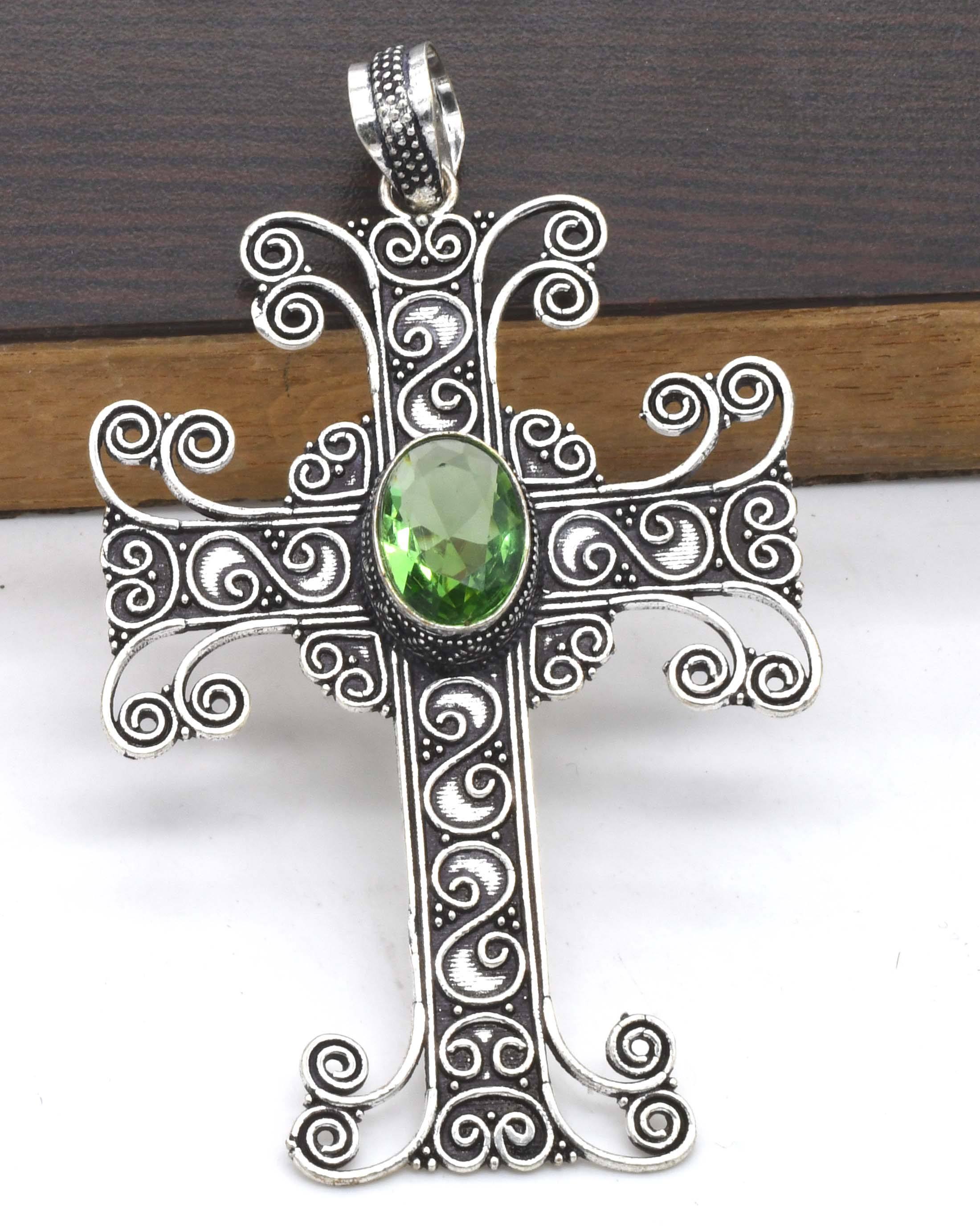 สีเขียว