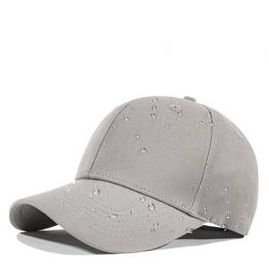 Casquette de baseball en coton réglable sportive de vente chaude imperméable à l'eau avec logo de broderie personnalisé lavé à l'acide fermeture arrière fermée - Product Image 5