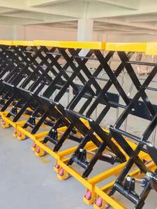 Chariot élévateur à ciseaux électrique réglable, plateforme de levage fixe, capacité de 440 kg, plateau de travail de 950x600 mm, hauteur de 440/1000 mm, engrenage britannique - Product Image 4