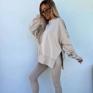 ชุดลำลองสไตล์สตรีทแวร์สำหรับผู้หญิง ชุดออกกำลังกาย ชุดลำลองสำหรับการออกกำลังกายและใช้ในชีวิตประจำวัน - Product Image 1