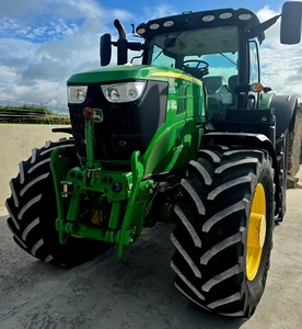 รถแทรกเตอร์จอห์นเดียร์ 6230R ขับเคลื่อน 4 ล้อ ระบบเกียร์  รถแทรกเตอร์สำหรับงานเกษตร แรงยึดเกาะสูง รถแทรกเตอร์จอห์นเดียร์สำหรับการเกษตร - Product Image 1