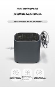 Machine professionnelle d'oxygène d'eau à jet haute pression de bureau pour la réparation hydratante non invasive de levage de la peau et la réduction des rides - Product Image 3